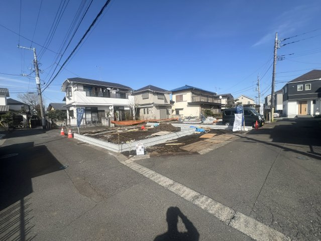 日野市大坂上３期の前面道路含む現地写真