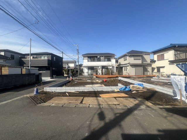 日野市大坂上３期の前面道路含む現地写真