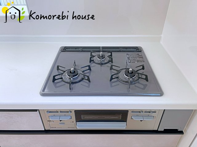 桶川市坂田　9期　新築一戸建て　グラファーレ　01のキッチン|26.2.9撮影済み