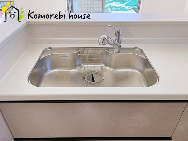 桶川市坂田　9期　新築一戸建て　グラファーレ　01のキッチン|26.2.9撮影済み