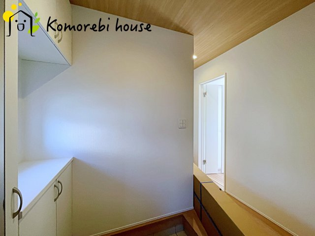 桶川市坂田　9期　新築一戸建て　グラファーレ　01の玄関|26.2.9撮影済み