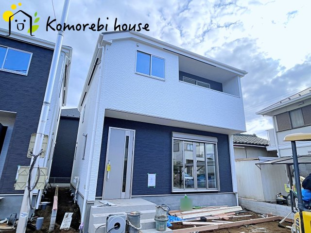 桶川市神明　1期　新築一戸建て　テラシエ　01の外観|耐久性に優れたサイディング貼りの外観。雨風に強く、汚れにくい素材で美しさが長持ちします。日々のメンテナンス負担を軽減し、家族の暮らしをしっかり守る安心の新築住宅です。