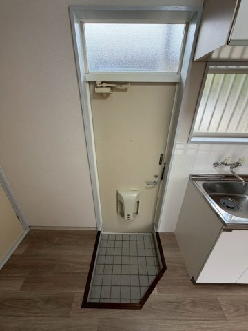 【玄関】 | 石橋ハイツ