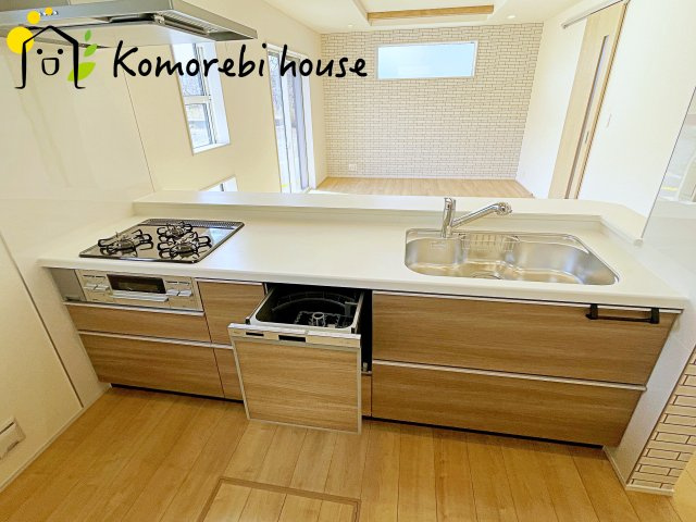 桶川市上日出谷南1丁目　新築一戸建て　ブルーミングガーデン　01のキッチン|キッチンです