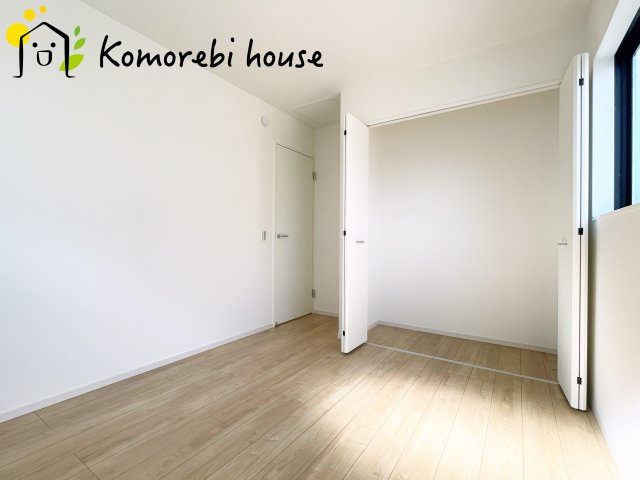 桶川市泉　6期　新築一戸建て　KEIAI GRACE　01の洋室|スタンダードな洋室です