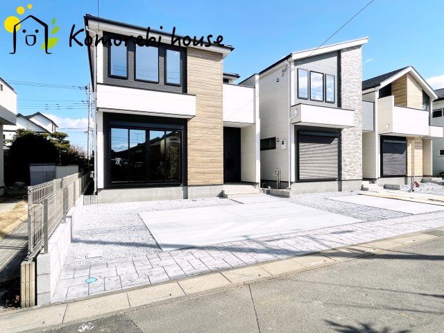 桶川市泉　6期　新築一戸建て　KEIAI GRACE　01の駐車場|駐車場があるので、車を買う予定の方も安心です