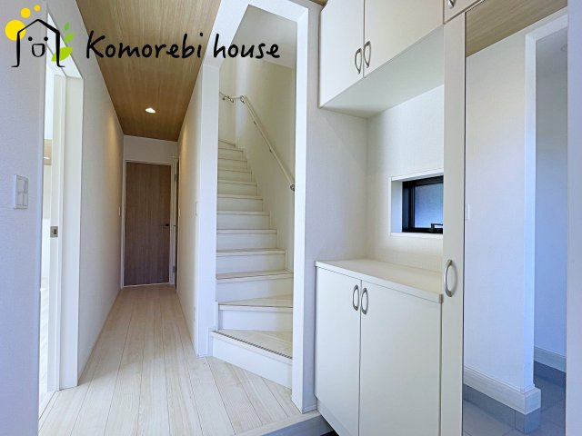 桶川市上日出谷　8期　新築一戸建て　グラファーレ　01の玄関|26.1.29撮影済み