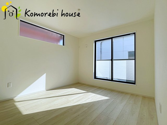 桶川市加納　1期　新築一戸建て　クラフトピット　01の寝室|落ち着いた色調の寝室です