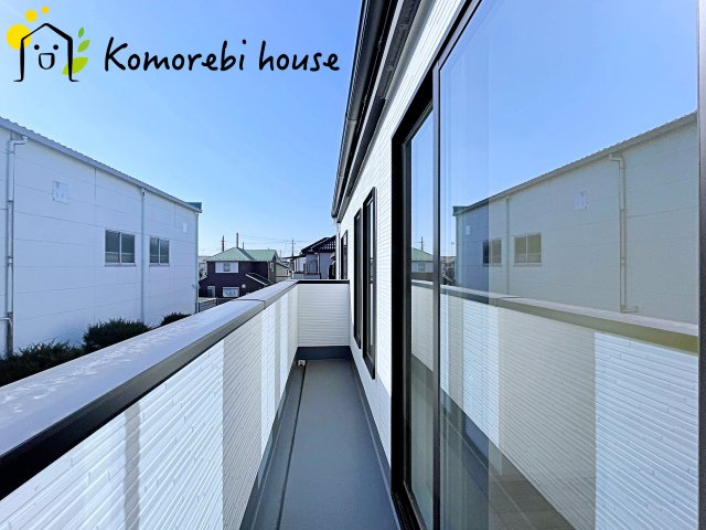 桶川市加納　1期　新築一戸建て　クラフトピット　01のバルコニー|バルコニーからの眺めを楽しみながら食事をしませんか