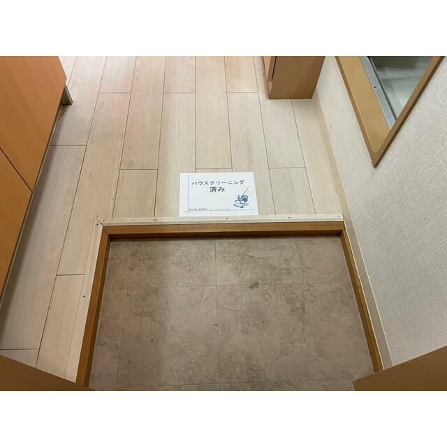 フォレストハイツの玄関|別部屋参考写真