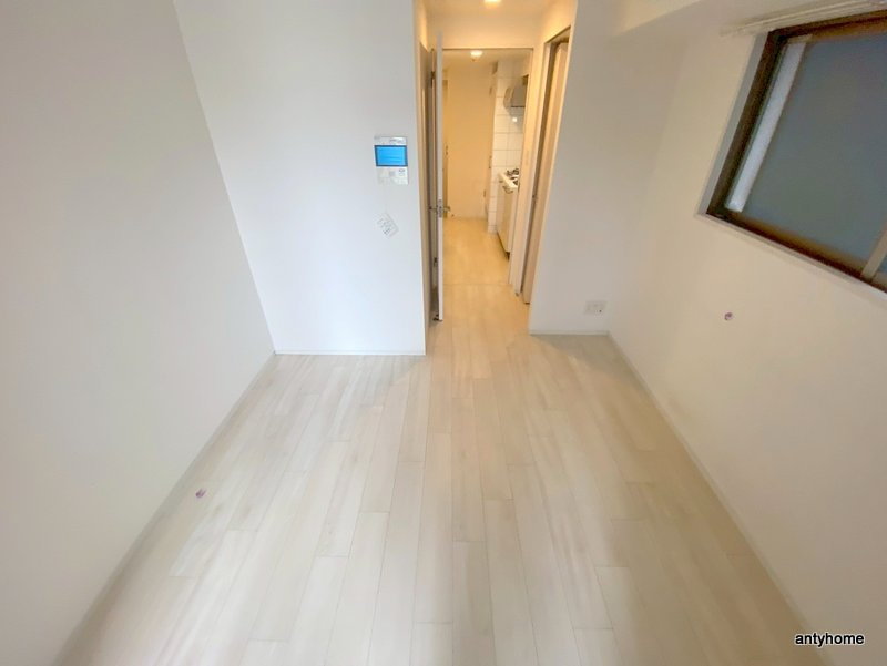 エスリード阿波座ラグジェ　仲介手数料無料の居間・リビング