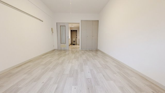 サンライズ伴駅前ビルの居間・リビング