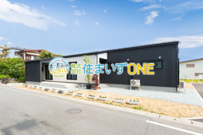 【その他】 | 【モデルハウス販売】山辺町大字山辺 | シンプルで洗練された印象の外観です。建売住宅ですが、デザインも性能もこだわった1件物の住まいです。