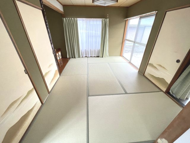 【寝室】 | 使い勝手のいい寝室です