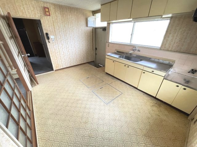 【居間・リビング】 | ゆったり過ごせる居間です