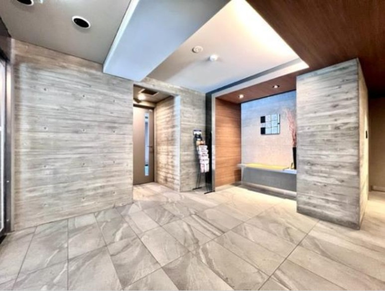 【エントランス】