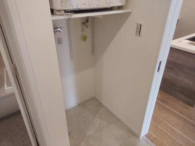 宝塚市宝梅2丁目新築一戸建1号棟の洗面所|洗濯機置場
