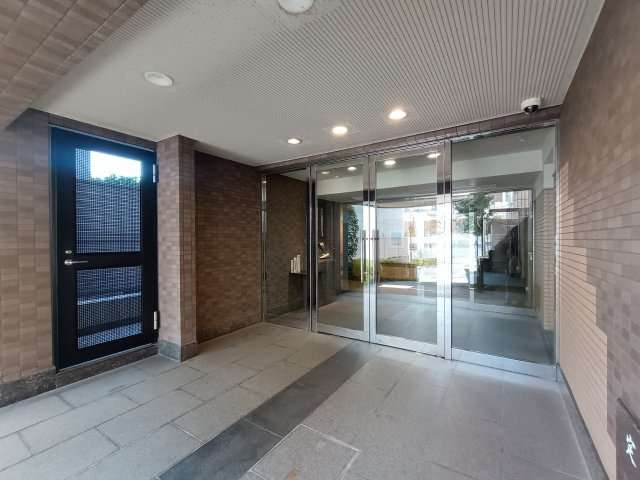 【エントランス】