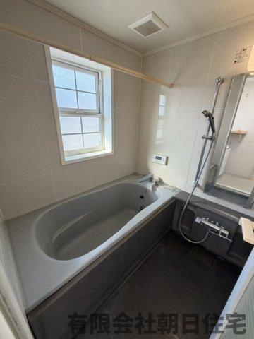 【浴室】 | 東出雲町揖屋中古戸建 | お風呂で日々の疲れを落としましょう