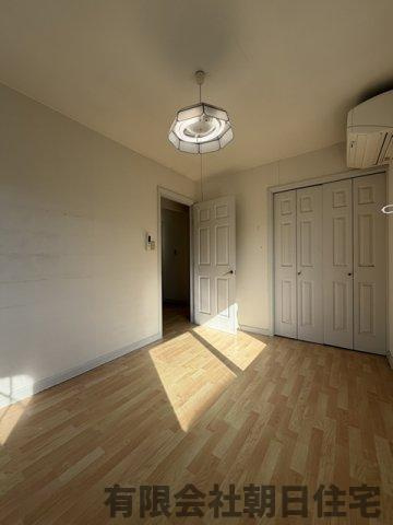 【洋室】 | 東出雲町揖屋中古戸建 | コンパクトで使いやすい洋室です