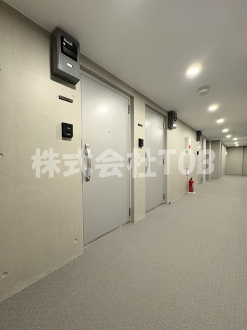 【その他】 | MAXIV CITY八幡山-マキシヴシティ八幡山- | 209号室　玄関ドア