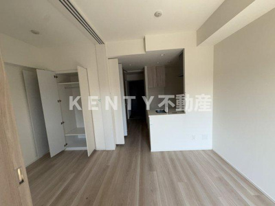 【居間・リビング】 | ＨＦ大森レジデンス | こちらのリビングで趣味の時間をお楽しみください