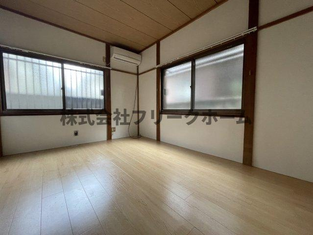 メゾン梨里の寝室