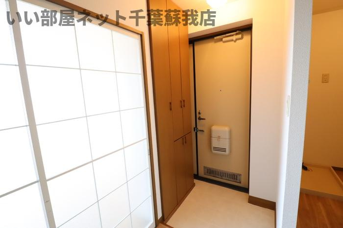 ファーストターフ鎌取　Ｃの玄関|シンプルで使いやすい玄関です