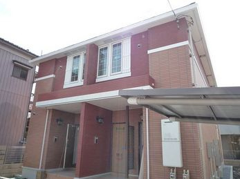 グレイス・アークの外観