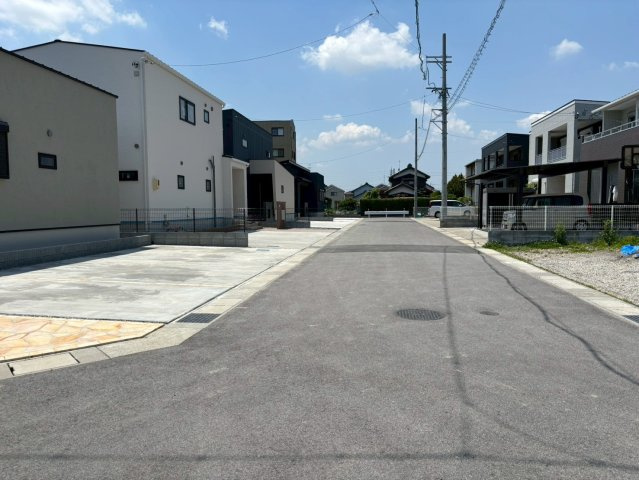 新築戸建　大垣市犬ヶ渕町　全4区画分譲の前面道路含む現地写真|■前面道路　■ヤマダ不動産　株式会社リライフ　
■夢のマイホーム購入をフルサポートします！