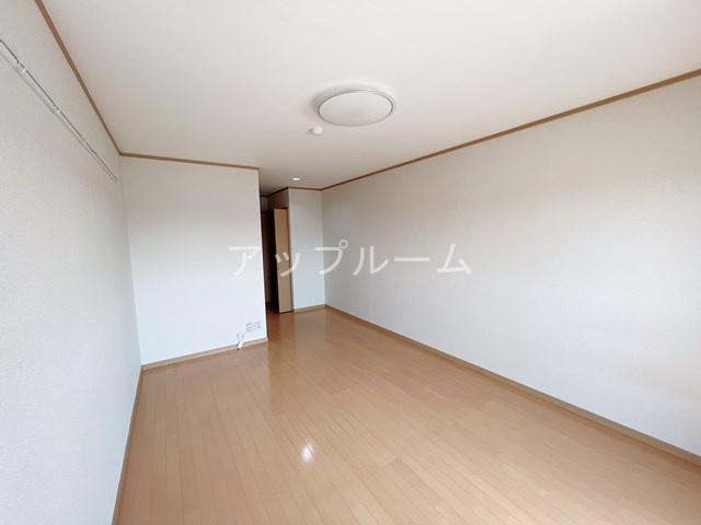 本州守山ビルの内装