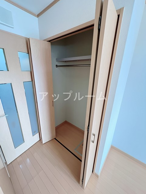 本州守山ビルの収納