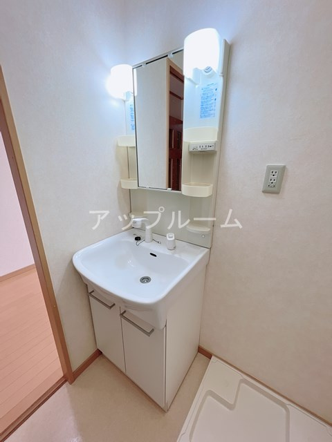 本州守山ビルの洗面所