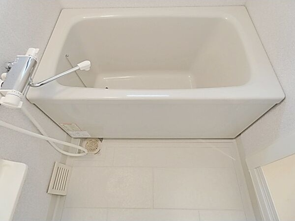 アリヴィオ東苑の浴室