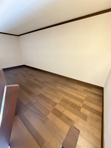 【洋室】 | 南中島町戸建て | ２階中洋室ロフト