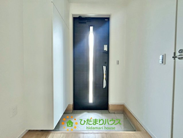 久喜市野久喜１期　新築一戸建て　クラフトピットの玄関