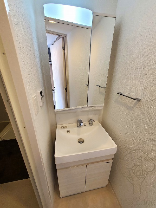 S-RESIDENCE都島Elegantの独立洗面台