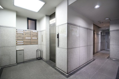 【エントランス】 | ソーラービル