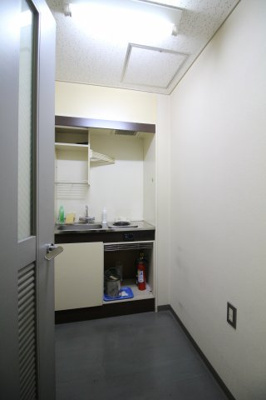 【その他共用部分】 | ソーラービル | 給湯室