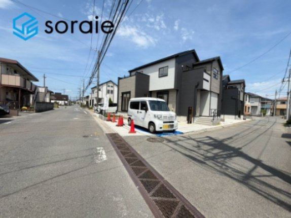 川越市的場全3棟　新築戸建　ウッディエの前面道路含む現地写真|7/30撮影