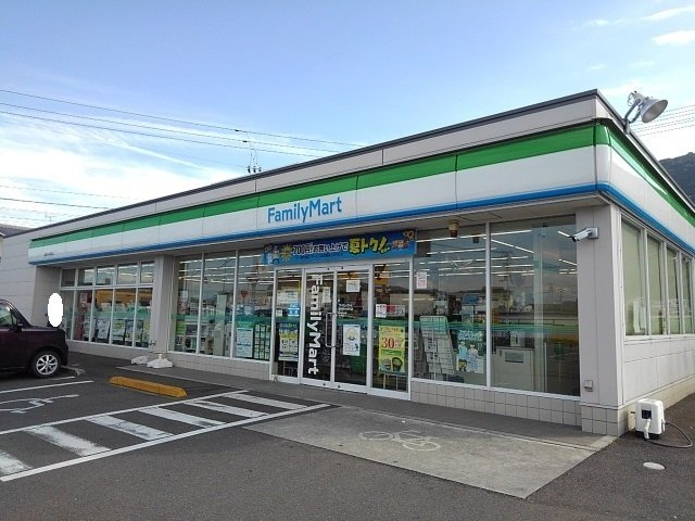 ラ・フォンダ　Ｂの周辺|ファミリーマート善通寺大麻町店まで1000m
