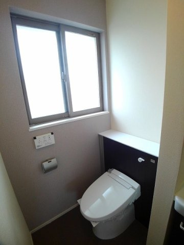 ガーデンハウスＭ　Ｃのトイレ|清潔感のあるトイレです