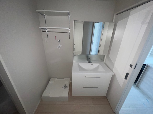 ハニー３３の独立洗面台