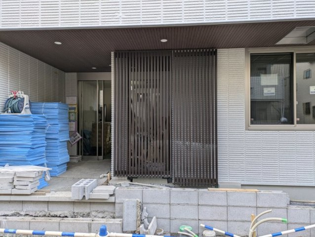 ハニー３３のエントランス