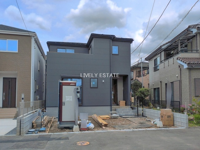 草加市両新田西町 新築分譲住宅 の外観