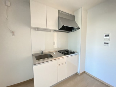 【キッチン】 | TKアンバーコート羽衣 | お料理しやすいキッチンです