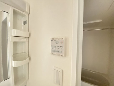 【浴室】 | TKアンバーコート羽衣 | コンパクトで使いやすいお風呂です