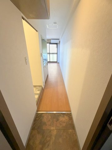 広島市西区庚午南１丁目の賃貸マンションの玄関