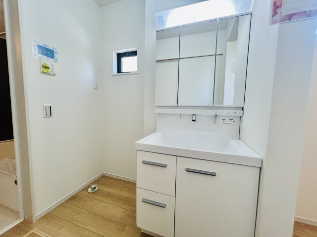 千葉市若葉区小倉台３丁目１１期の収納|建築施工例