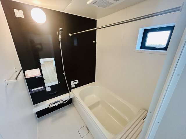 千葉市若葉区小倉台３丁目１１期のトイレ|建築施工例